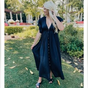 Endless Summer Maxi Dress- Navy- Size Large- Vici Boutique